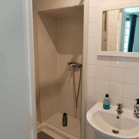 Saint-jacques Apartment *